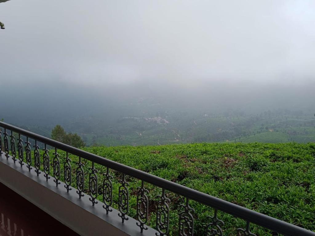The Nirvana Resort 蒙纳 外观 照片
