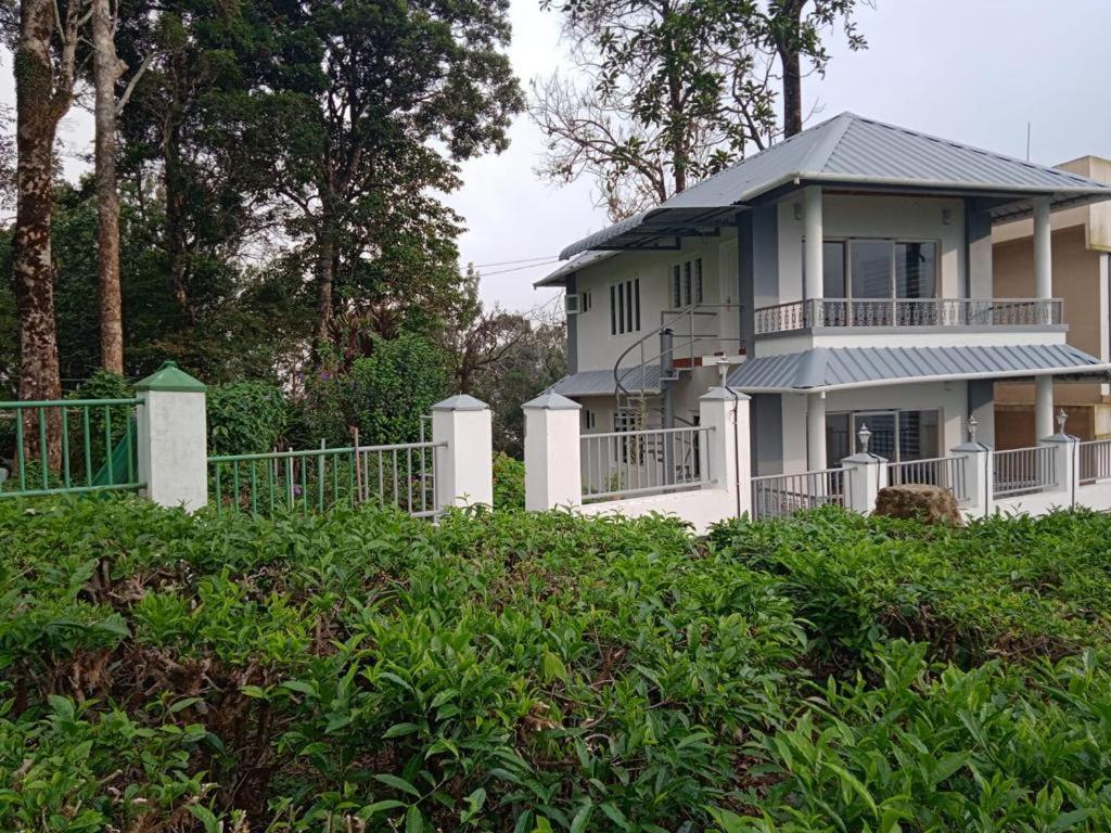 The Nirvana Resort 蒙纳 外观 照片